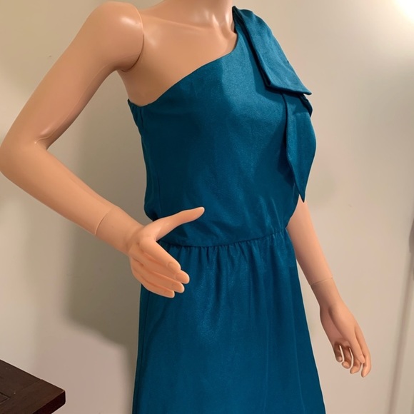 Banana Republic Dress - Picture 2 of 8